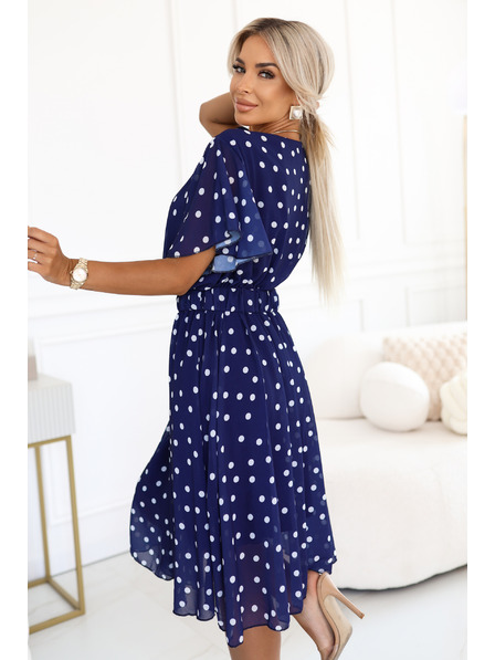 numoco Dunkelblau gepunktetes Kleid mit weißen Punkten, Wickelausschnitt und Ziergürtel