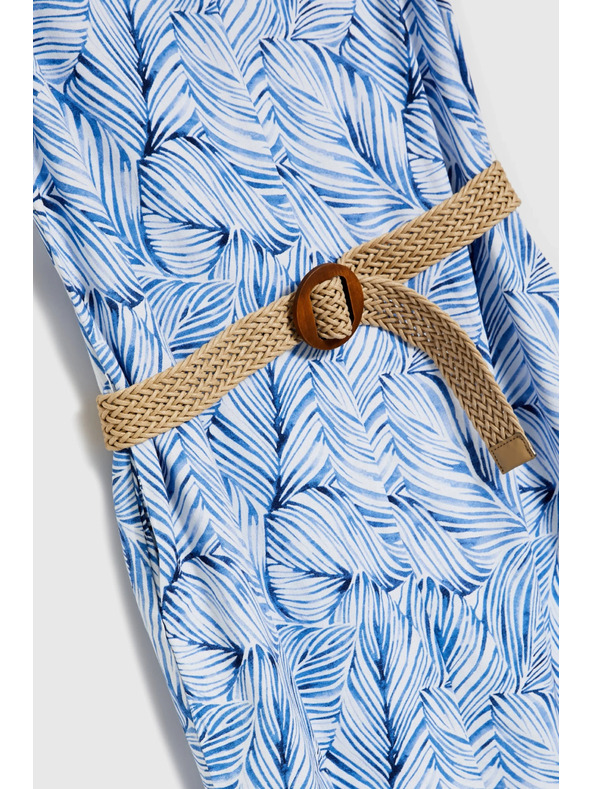 Moodo Hellblaues Kleid mit Gürtel