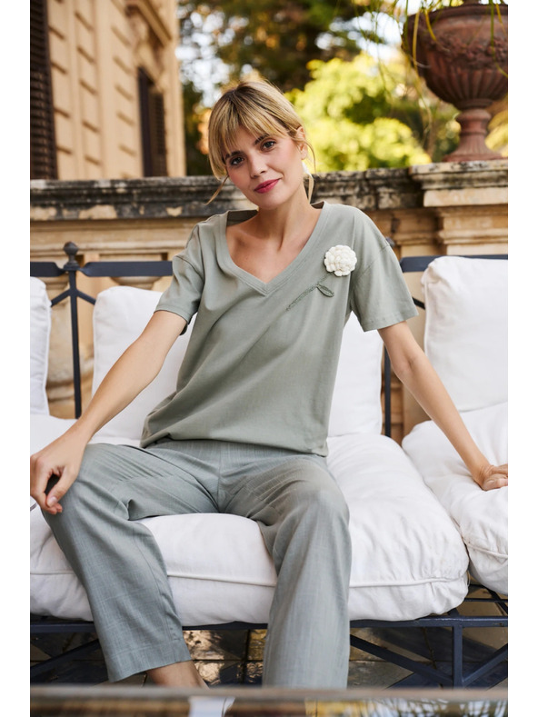 Moodo Damen-T-Shirt Moodo mit Blumenapplikation
