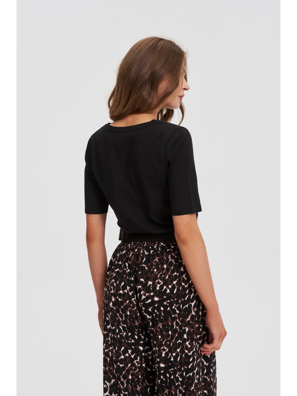 Moodo Schwarzes Basic-Top mit 3/4-Ärmeln von Moodo