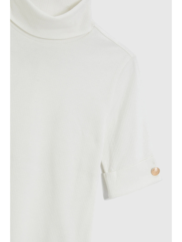 Moodo Weißer Rollkragenpullover mit 3/4-Ärmeln Moodo