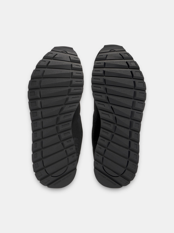 Under Armour Kinderschuhe Under Armour UA GS Essential Runner-BLK