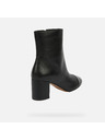Geox Schwarze Damen-Stiefeletten Geox Virnilisa 65