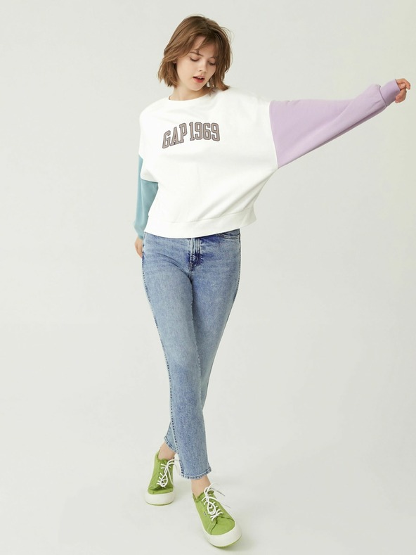 GAP Slim High Rise Vintage Washwell Jeans GAP