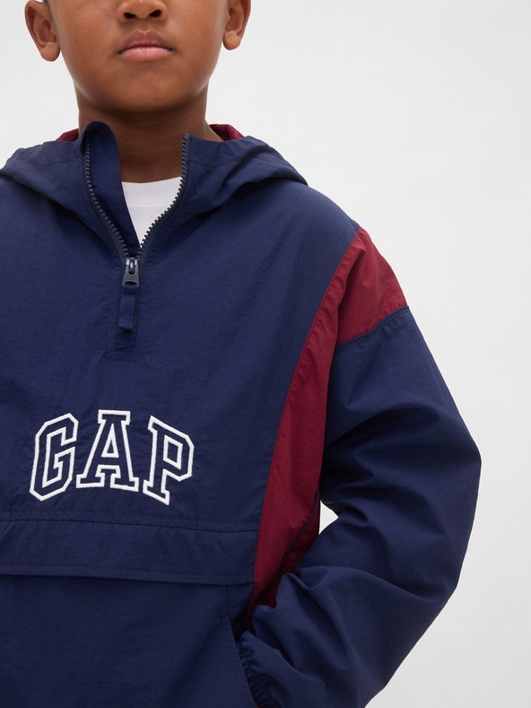 GAP Jungen-Nylonjacke wasserabweisend GAP