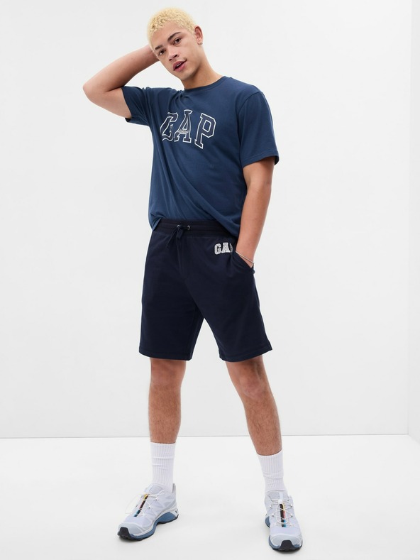 GAP Shorts GAP Logo