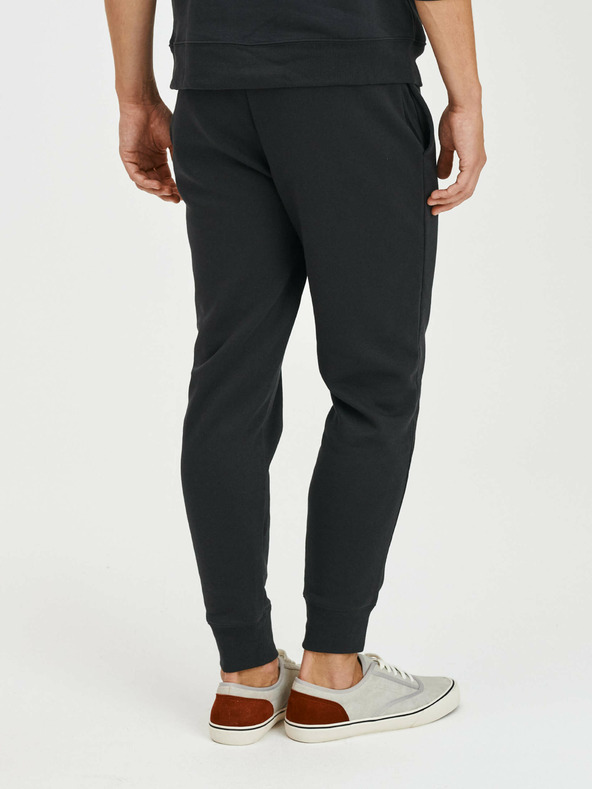 GAP Trainingsanzug mit GAP Logo