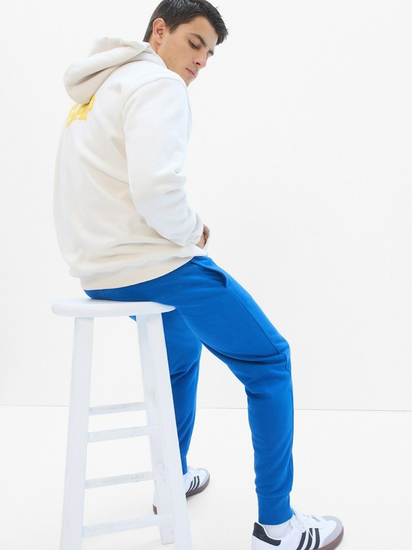 GAP Herren Sweatpants mit Fleece und Logo GAP