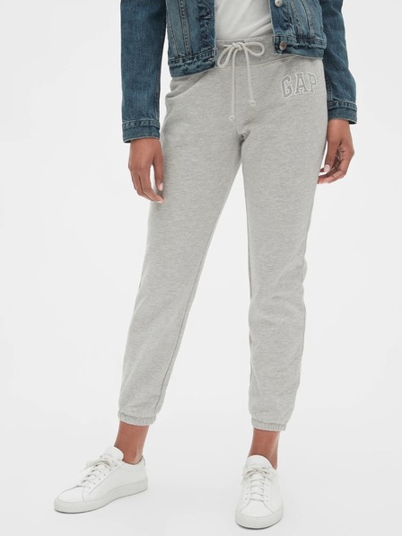 GAP Sweatpants mit Fleece und Logo GAP