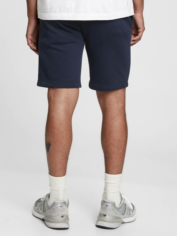 GAP Shorts GAP Logo