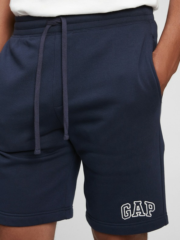 GAP Shorts GAP Logo