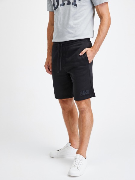 GAP Shorts GAP Logo