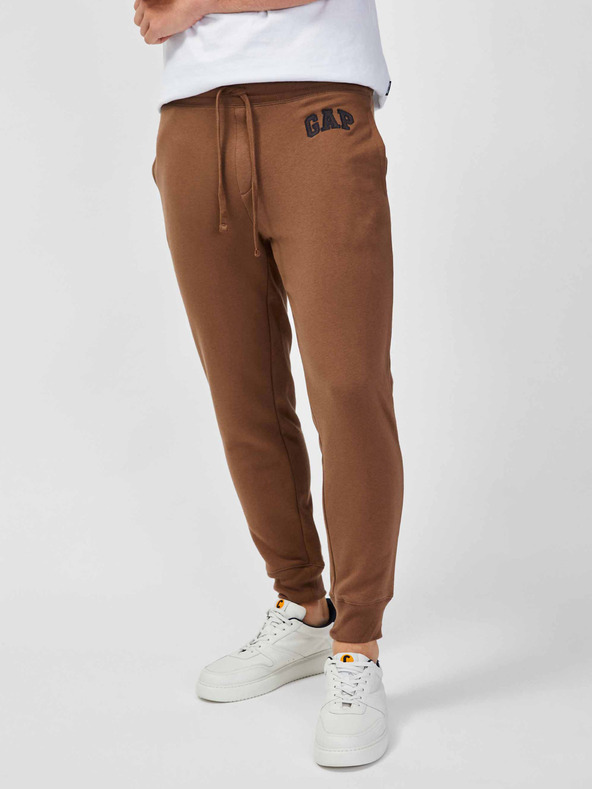 GAP Herren Sweatpants mit Fleece und Logo GAP