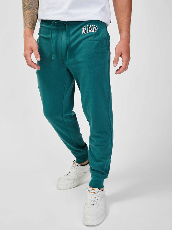 GAP Herren Sweatpants mit Fleece und Logo GAP