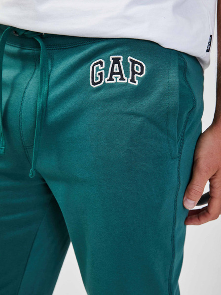 GAP Herren Sweatpants mit Fleece und Logo GAP