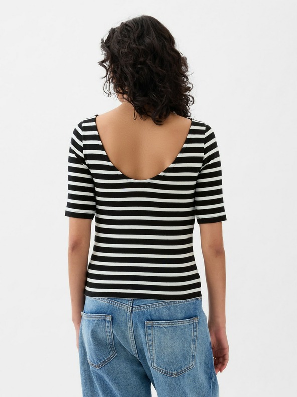 GAP T-Shirt mit U-Boot-Ausschnitt cropped GAP