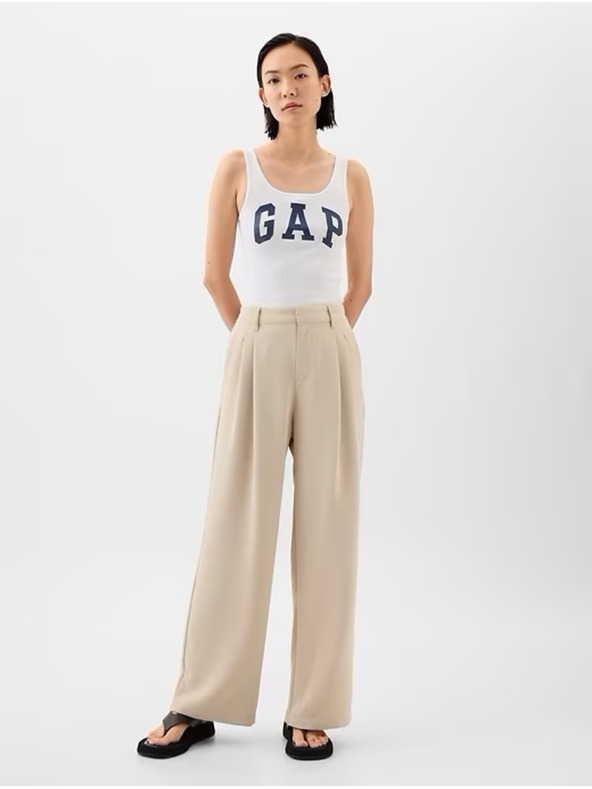 GAP Top mit GAP Logo