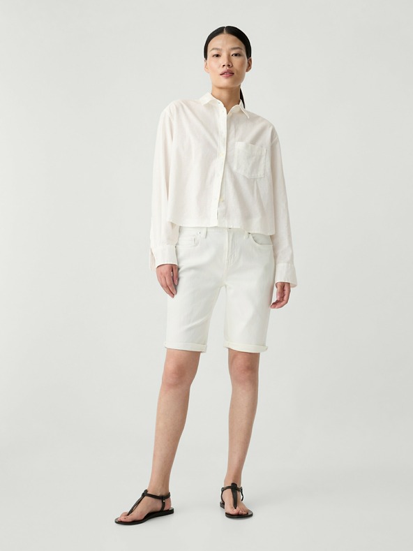 GAP Mid Rise Denim Shorts GAP