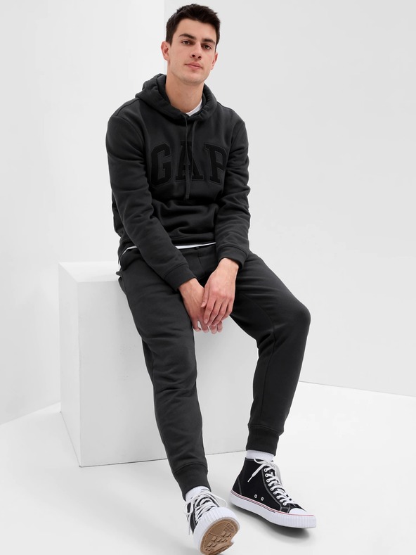 GAP Herren Sweatpants mit Fleece und Logo GAP