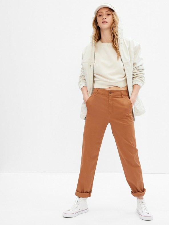 GAP Hose khaki girlfriend high rise GAP