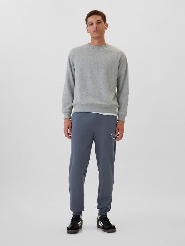 GAP Herren Sweatpants mit Fleece und Logo GAP