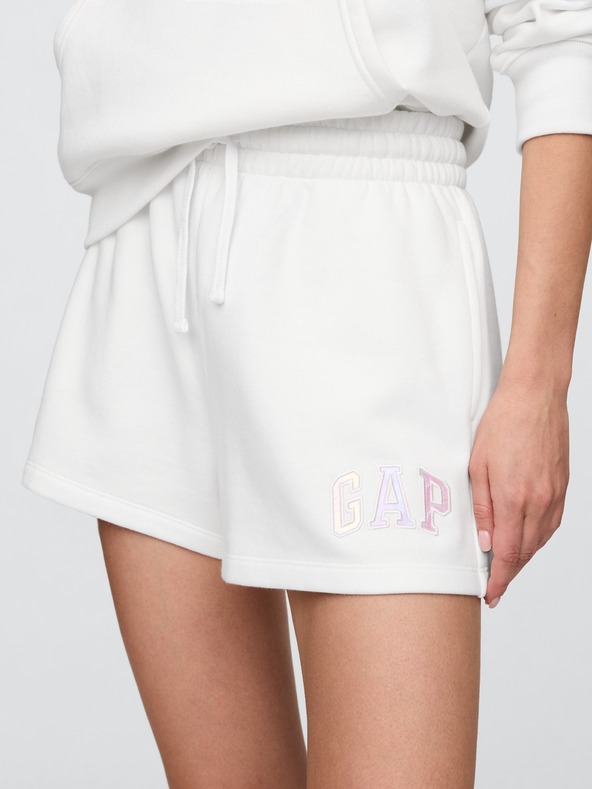 GAP Shorts mit Logo GAP
