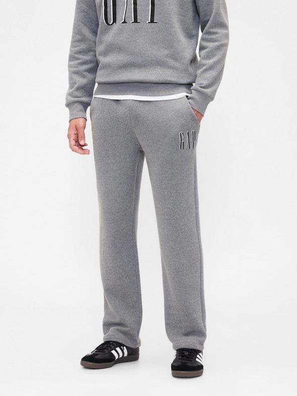 GAP Herren Sweatpants mit Fleece und Logo GAP