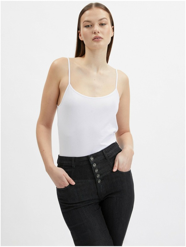 Orsay Set mit drei Damen Basic Tops in Weiß, Beige und Schwarz von ORSAY