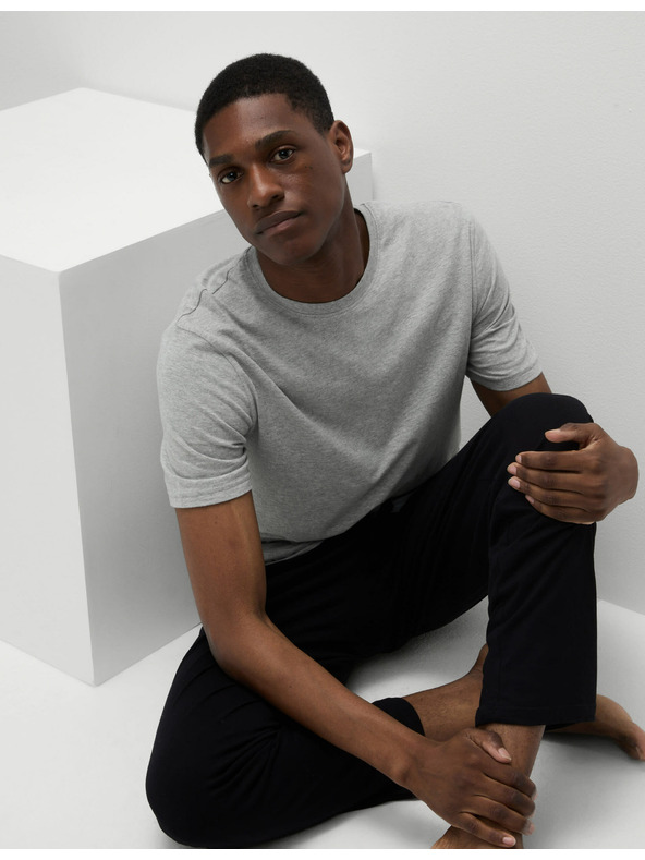 Marks & Spencer Schwarzer und grauer Pyjama für Herren von Marks & Spencer