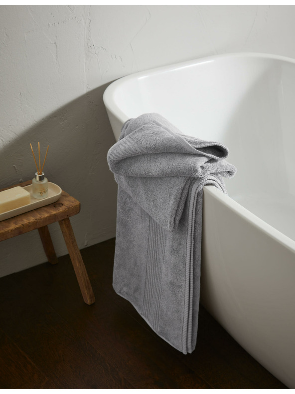 Marks & Spencer Luxus-Handtuch aus ägyptischer Baumwolle Marks & Spencer grau