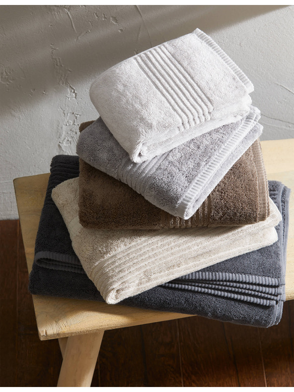 Marks & Spencer Luxus-Handtuch aus ägyptischer Baumwolle Marks & Spencer grau