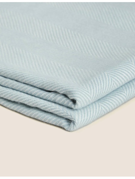 Marks & Spencer Überwurf mit Fischgrätenmuster Marks & Spencer blau