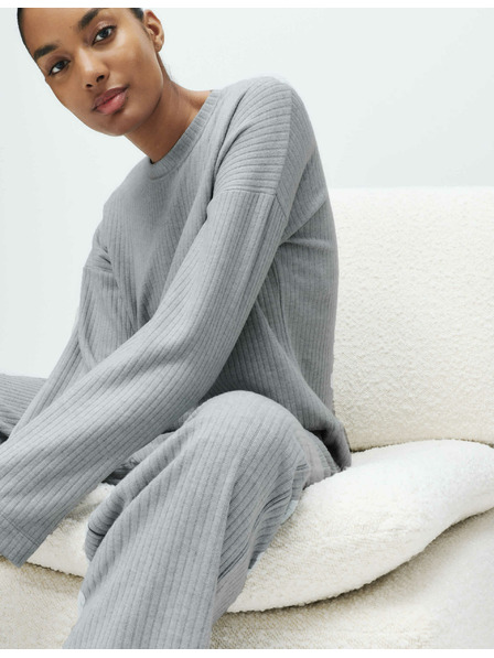 Marks & Spencer Gerippter Pyjamatop mit Rundhalsausschnitt und langen Ärmeln von Marks & Spencer, grau