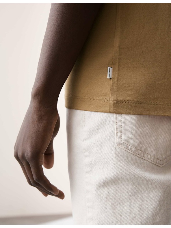 Marks & Spencer T-Shirt aus Premium-Baumwolle, Slim Fit von Marks & Spencer, braun