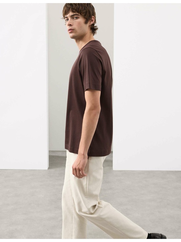 Marks & Spencer T-Shirt aus Premium-Baumwolle, Slim Fit von Marks & Spencer, braun