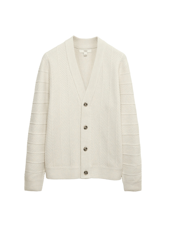 Marks & Spencer Strickjacke mit Zickzackmuster, V-Ausschnitt und Wolle von Marks & Spencer creme