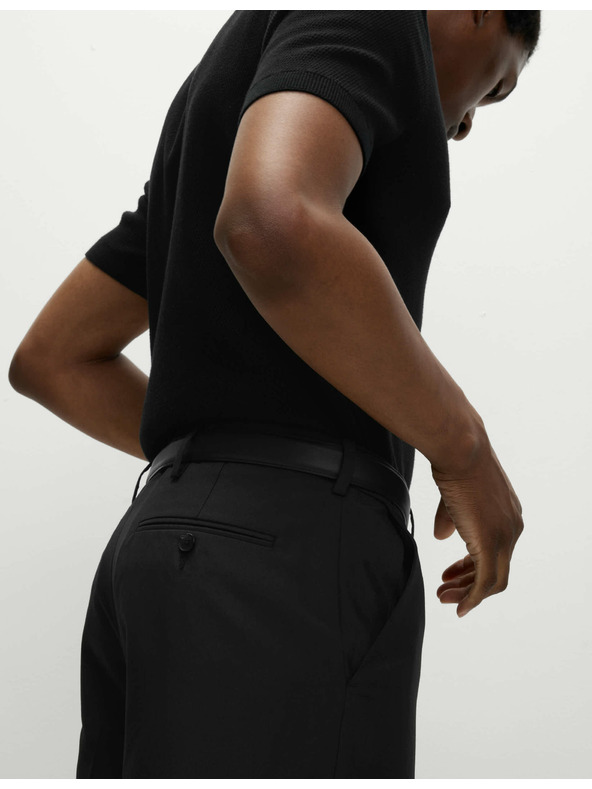 Marks & Spencer Bügelfreie Hose in klassischem Schnitt von Marks & Spencer schwarz