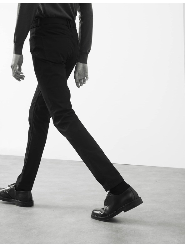 Marks & Spencer Hose mit 5 Taschen und Twill von Marks & Spencer in Schwarz