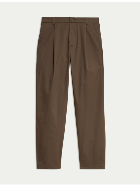 Marks & Spencer Superlichte Chino-Hose, leicht tailliert von Marks & Spencer in Braun