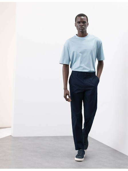 Marks & Spencer Superlichte Chino-Hose, normaler Schnitt von Marks & Spencer in Marineblau