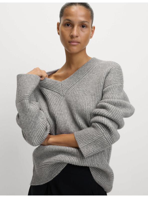 Marks & Spencer Gerippter Pullover mit V-Ausschnitt aus weichem Garn Marks & Spencer grau