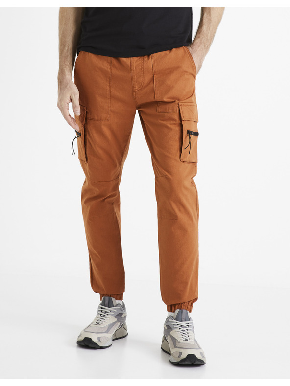 Celio Ziegelfarbene Herren Cargohose Celio Dozip