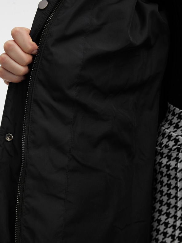 Orsay Schwarzer Damen-Steppmantel mit Kunstpelz ORSAY