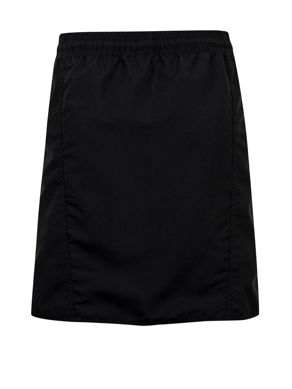 Sam 73 Schwarzer Rock SAM 73 Yuliya