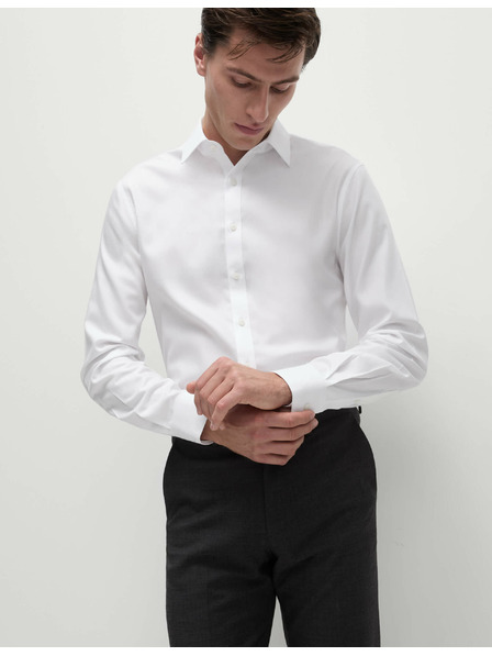 Marks & Spencer Baumwollhemd im Slim-Fit mit bügelleichter Ausrüstung von Marks & Spencer, weiß