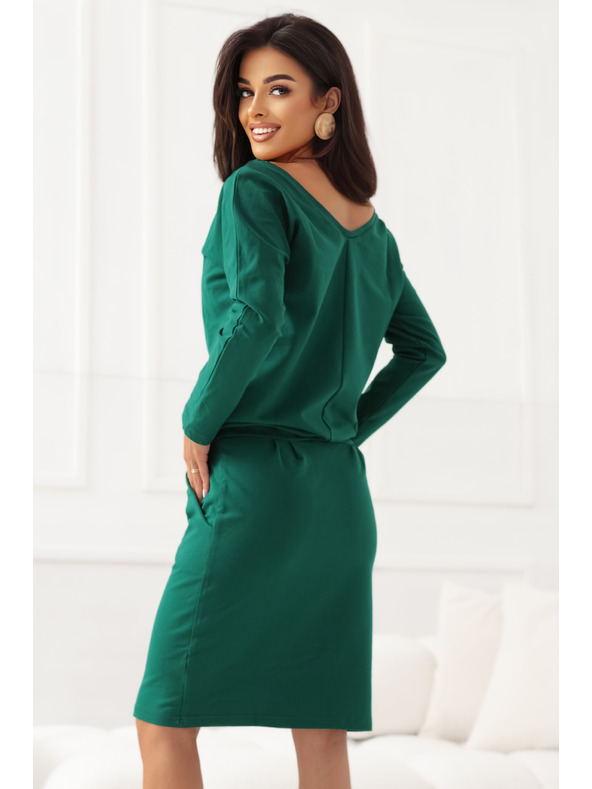 numoco Sweatkleid mit langen Ärmeln und Taschen - bequemer Schnitt mit Rückenausschnitt - grün