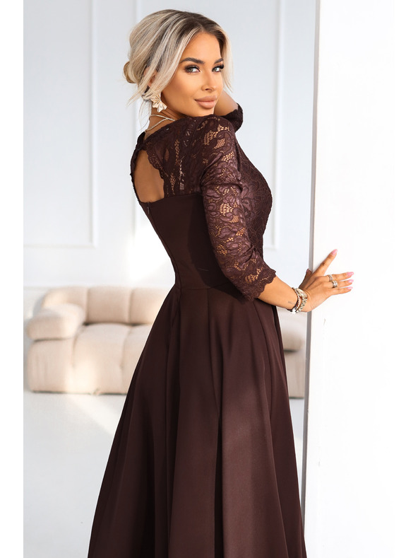 numoco AMBER Elegantes langes Spitzenkleid mit Ausschnitt - Schokolade