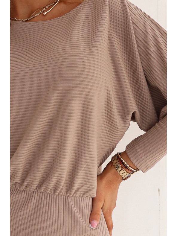 numoco LARA Geripptes Kleid mit Bündchen - Mocha Mousse