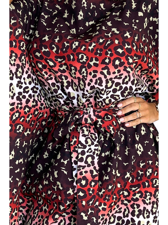 numoco SOFIA Schmetterlingskleid mit Taillengürtel - Jaguar