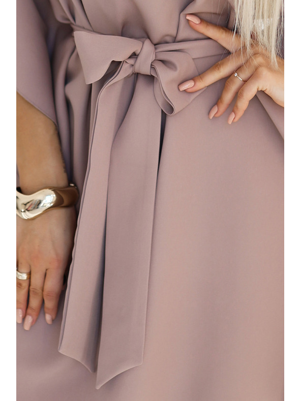 numoco SOFIA Schmetterlings-Kleid mit Taillenbindung - MOCHA MOUSSE